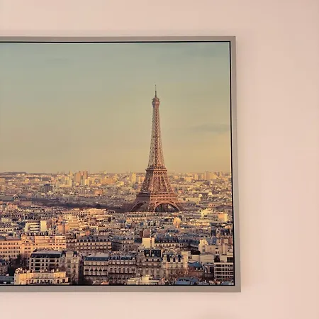 Geraeumige Nahe Hbf Ideal Fuer Monteure, Paare & Familien