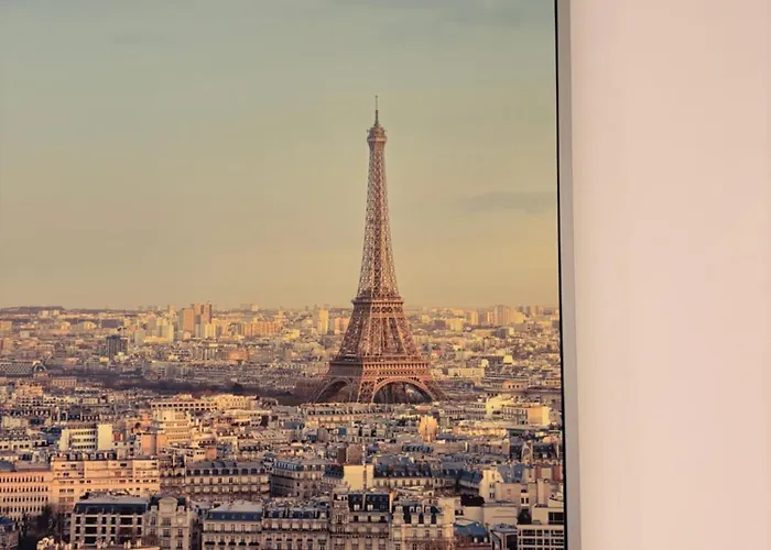 Geraeumige Nahe Hbf Ideal Fuer Monteure, Paare & Familien