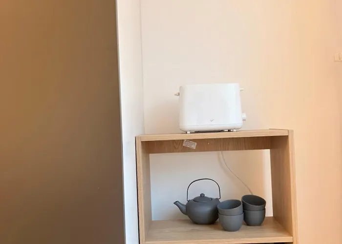 Geraeumige Nahe Hbf Ideal Fuer Monteure, Paare & Familien *